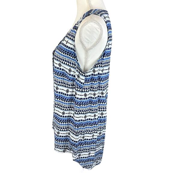 Kavu Top Women Medium Blue White Viscose
Coastal Casual Button Front Blouse - Picture 6 of 11